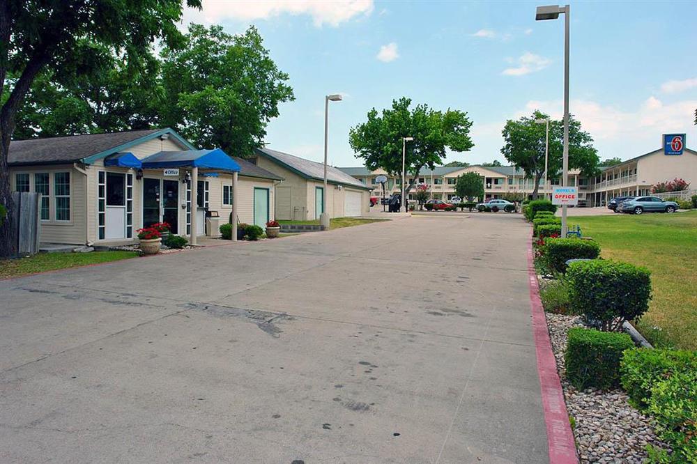 Motel 6-Kerrville, Tx Eksteriør bilde